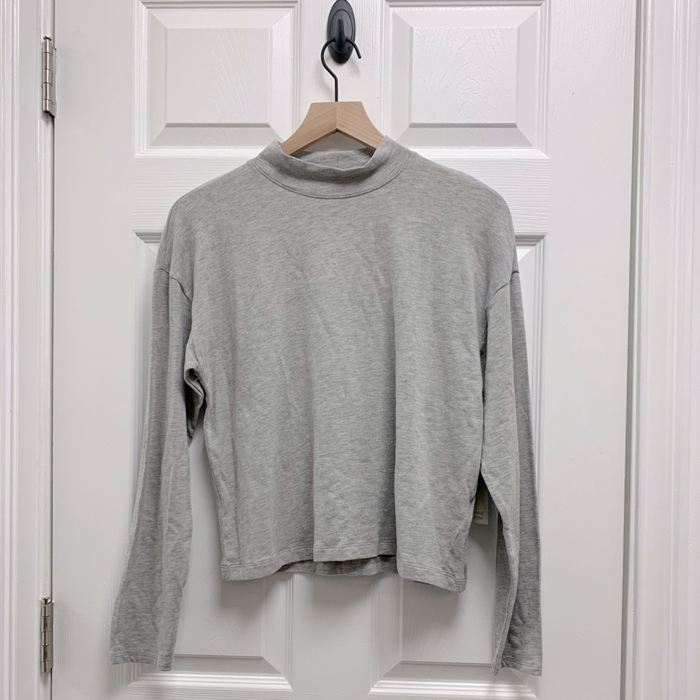 Gray Adrienne Vittadini long sleeve mock neck